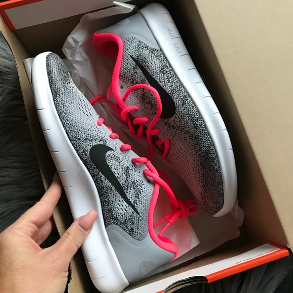 NWOB 💕NIKE FREE RUN CHECK SIZING AVAIL 👟 - Picture 4 of 6